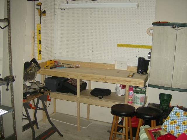Steve's Garage Workbench Finished