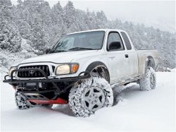 Toyota-Tacoma-Snow.jpg