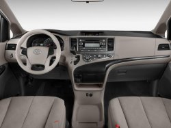 2013-toyota-sienna-steering-interior.jpg