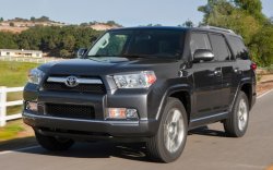 2014-Toyota-4Runner-Limited-front-view.jpg
