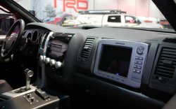 Toyota-Tundra-Pre-Runner-cockpit.jpg