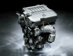 2014-Toyota-Sienna-3.5l-v6-engine.jpg