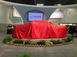 The 2014 Toyota Tundra Reveal  05.jpg