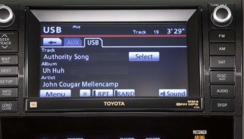 2015 Toyota Sequoia USB Touch Screen