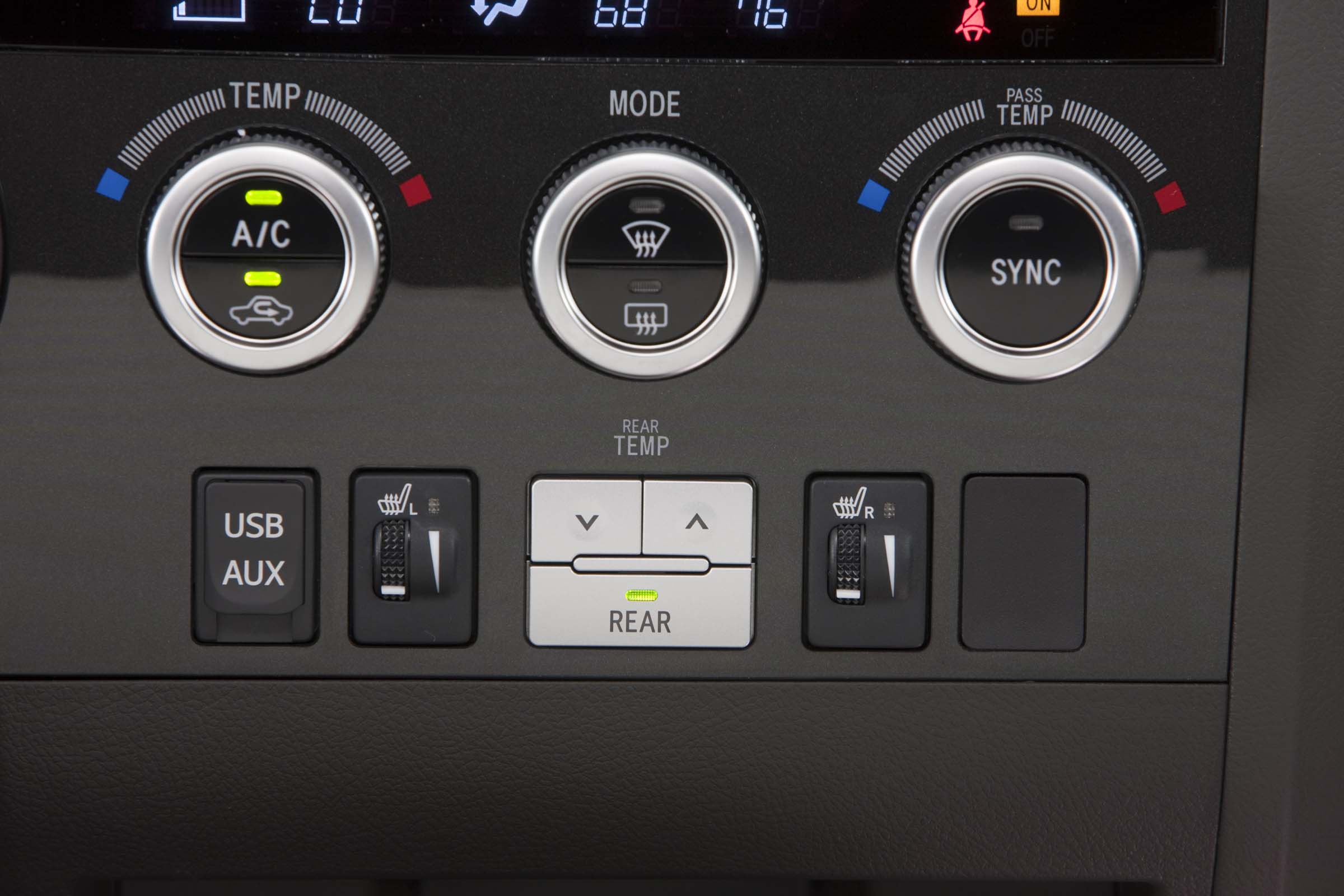 2015 Toyota Sequoia Heating Controls